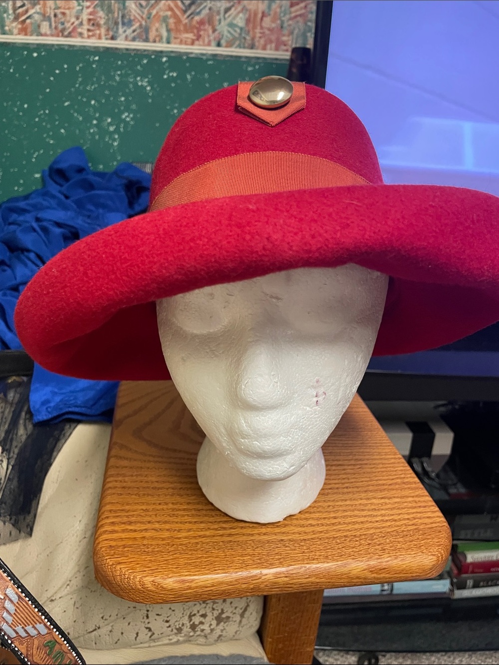 Vintage 40s Red Wide-Brim Wool Hat with ribbon bow and gold button Trim